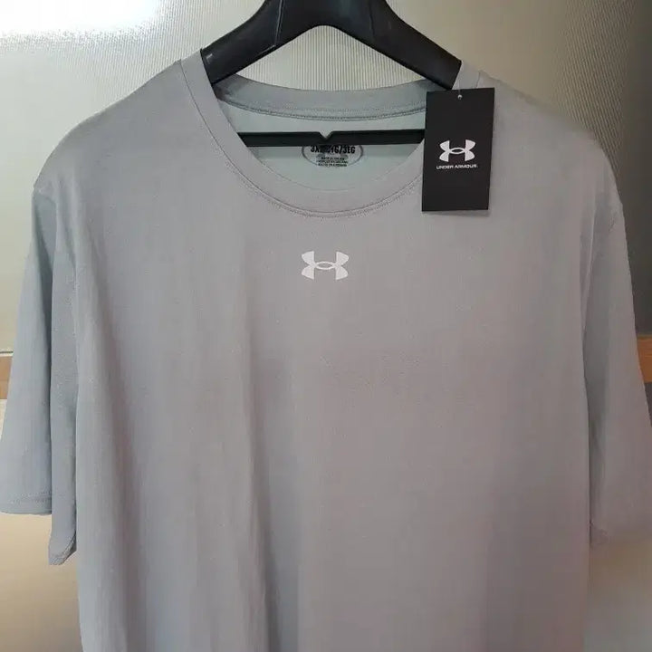 [BUNJANG] Under Armour Long Sleeve Hoodie 3XL / 2벌ㅡ언더아머 반팔/긴팔 후드티 3XL 팝니다