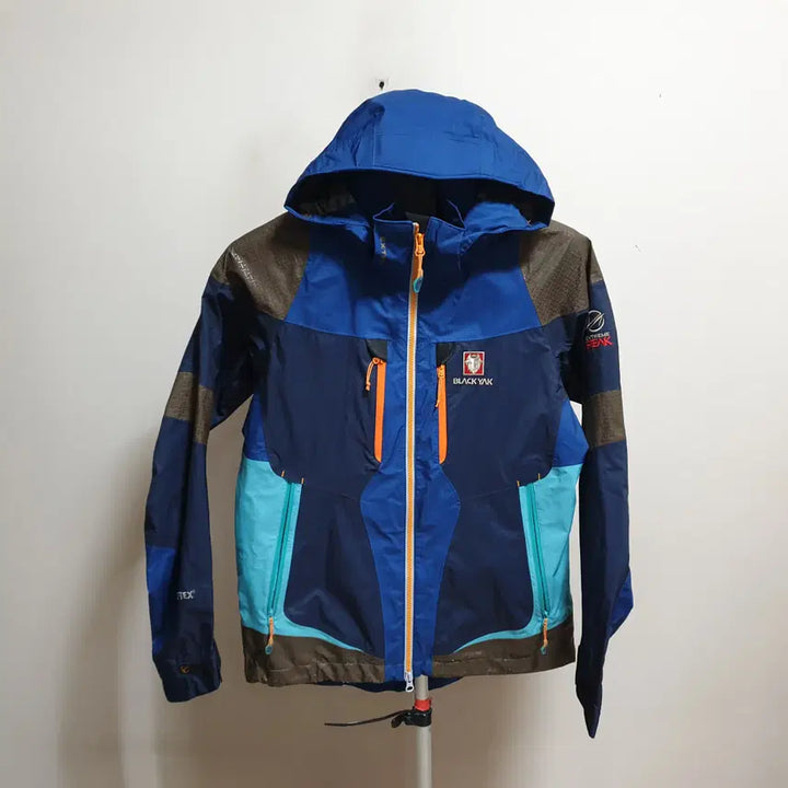 [BUNJANG] Black Yak Gore-Tex Hooded Windbreaker Jacket (95) / 블랙야크고어텍스후드바람막이점퍼/95