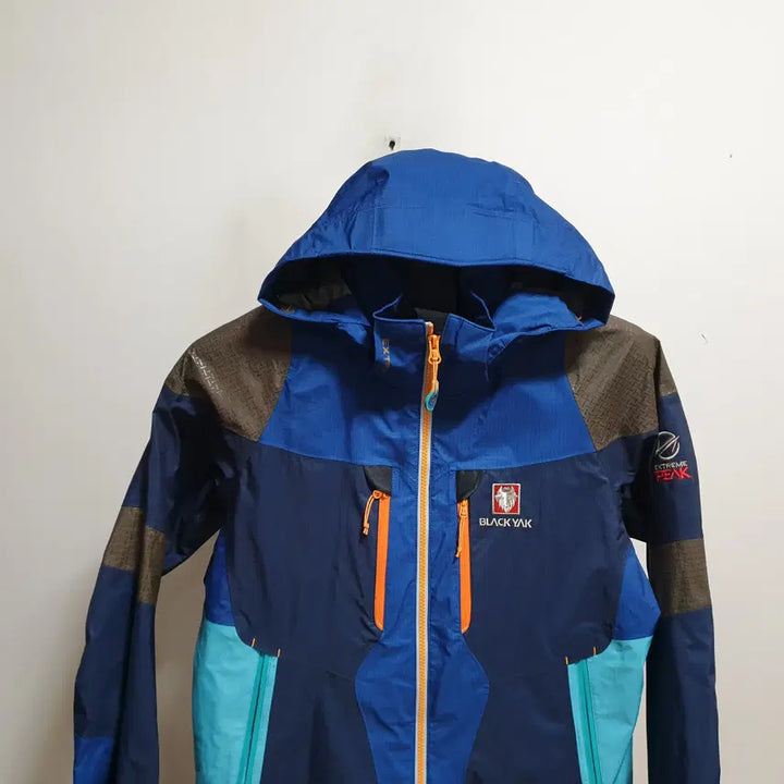 [BUNJANG] Black Yak Gore-Tex Hooded Windbreaker Jacket (95) / 블랙야크고어텍스후드바람막이점퍼/95