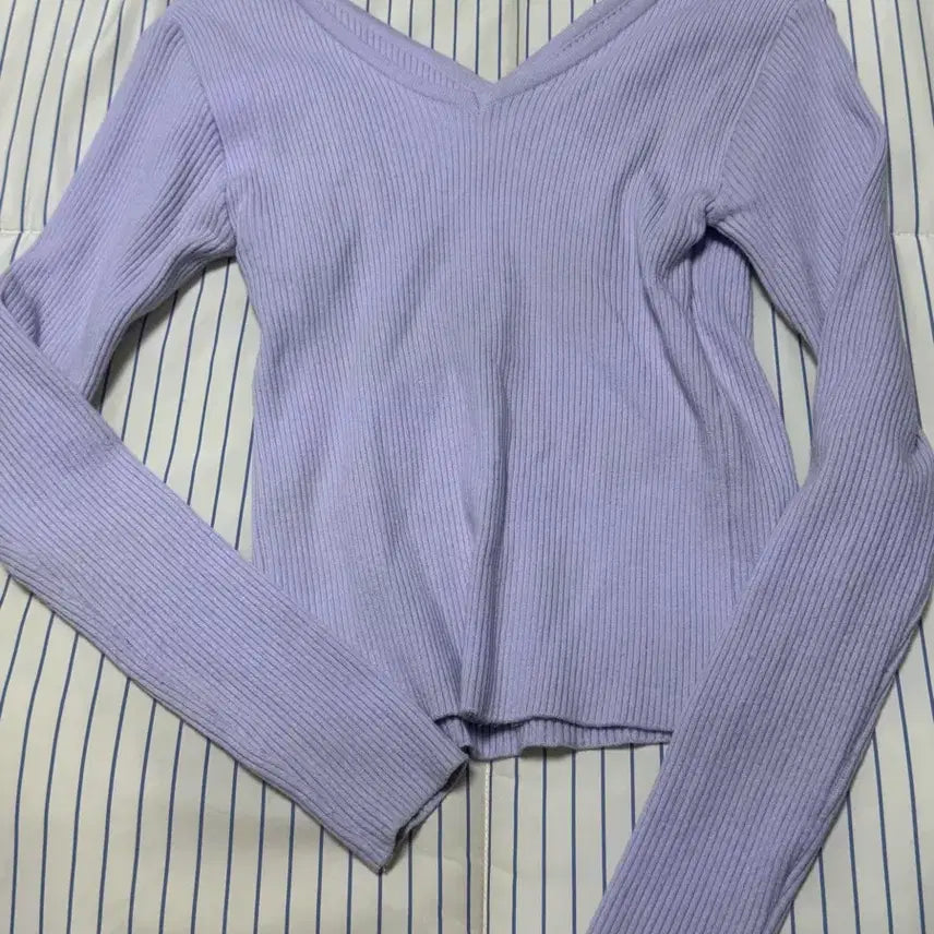 [BUNJANG] Pebit Lab Reversible Knit Top / 퍼빗 랩 니트 앞뒤착용 라일락
