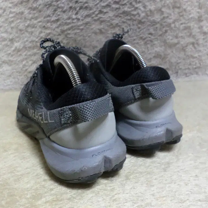 [BUNJANG] Merrell Vibram Hiking Boots - Used / 베티붐구제 255 머렐 트레킹화 비브람창 등산화 중고 신발