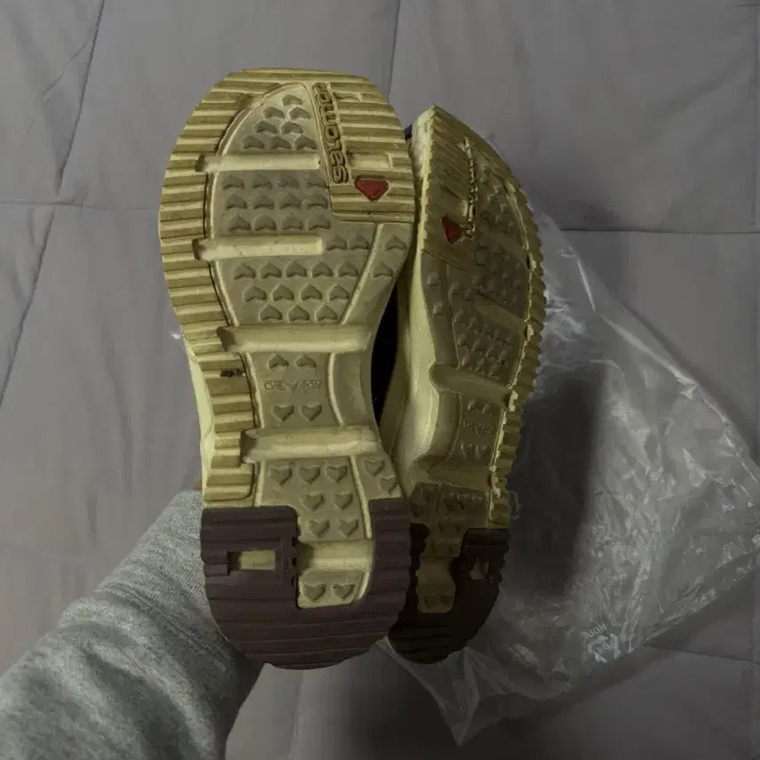 [BUNJANG] Salomon RX Slide Bleached Sand Slippers / 살로몬 rx슬라이드 블리치드 샌드