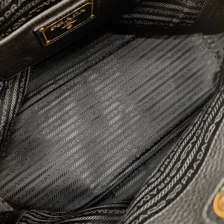 [BUNJANG] Prada Vitello 2-Way Tote/Shoulder Bag / 프라다 비텔로 2way 토트백 겸 숄더백