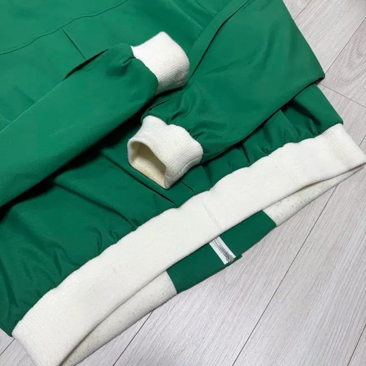 [BUNJANG] ESC Studio Cropped Bomber Jacket / esc studio 블루종 붐버 자켓