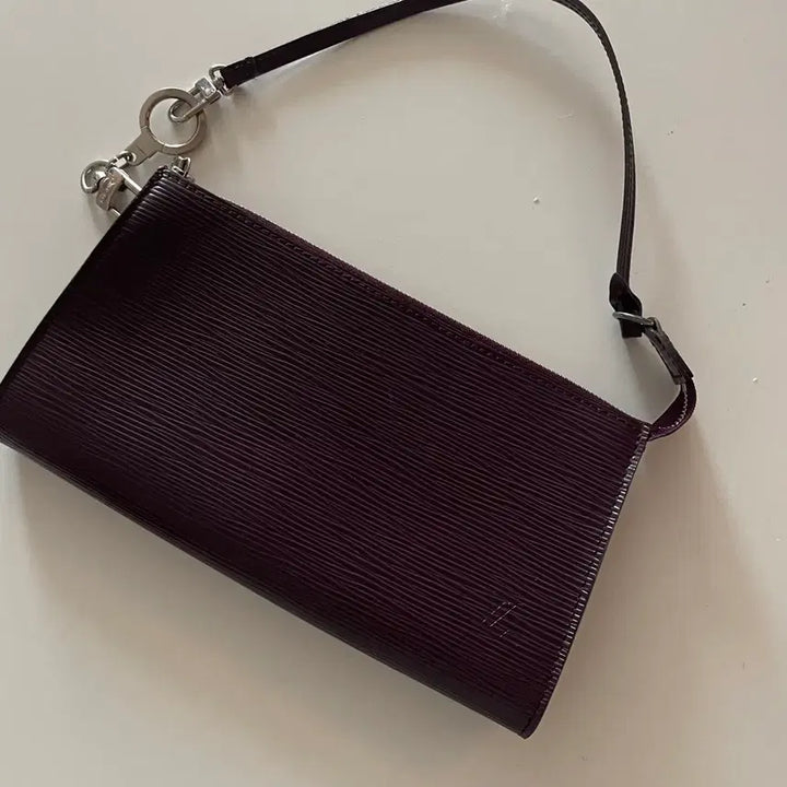 [BUNJANG] Louis Vuitton Epi Shoulder Bag Purple / 루이비통 에피 숄더백 퍼플 정품