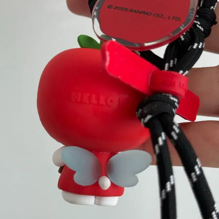 [BUNJANG] Sanrio Hello Kitty Apple Charm / 키티 산리오 사과 키링