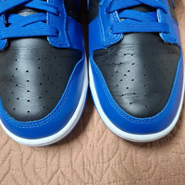[BUNJANG] Nike Dunk Low Retro Hyper Cobalt Sneakers / 270 나이키 덩크 로우 레트로 운동화 [5053]