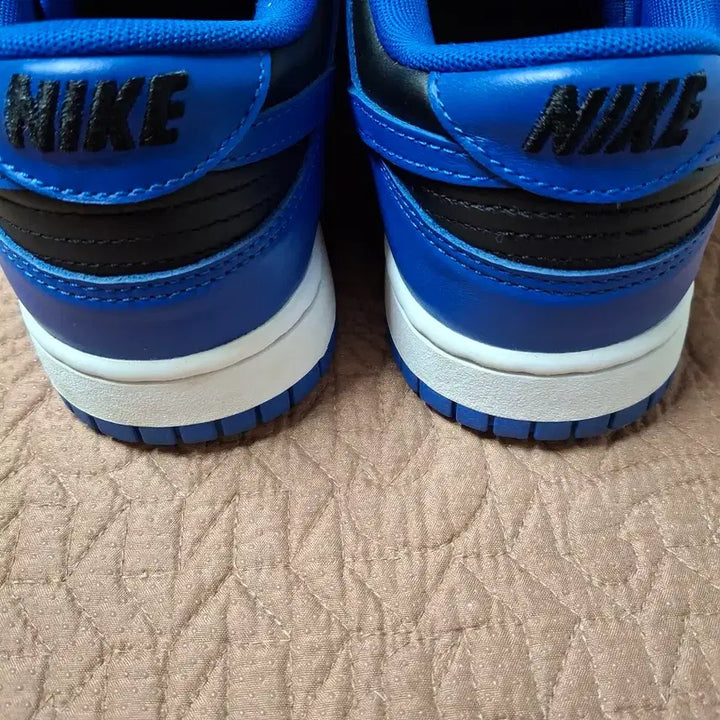 [BUNJANG] Nike Dunk Low Retro Hyper Cobalt Sneakers / 270 나이키 덩크 로우 레트로 운동화 [5053]