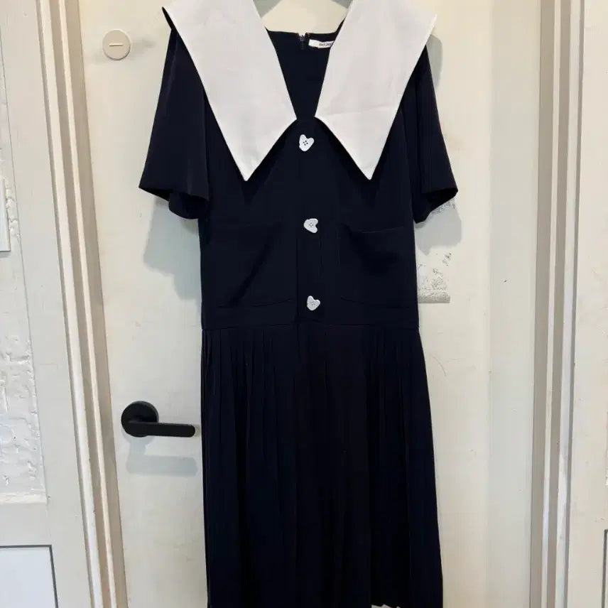 [SOLD OUT] jucy judy 쥬시쥬디 플리츠 원피스