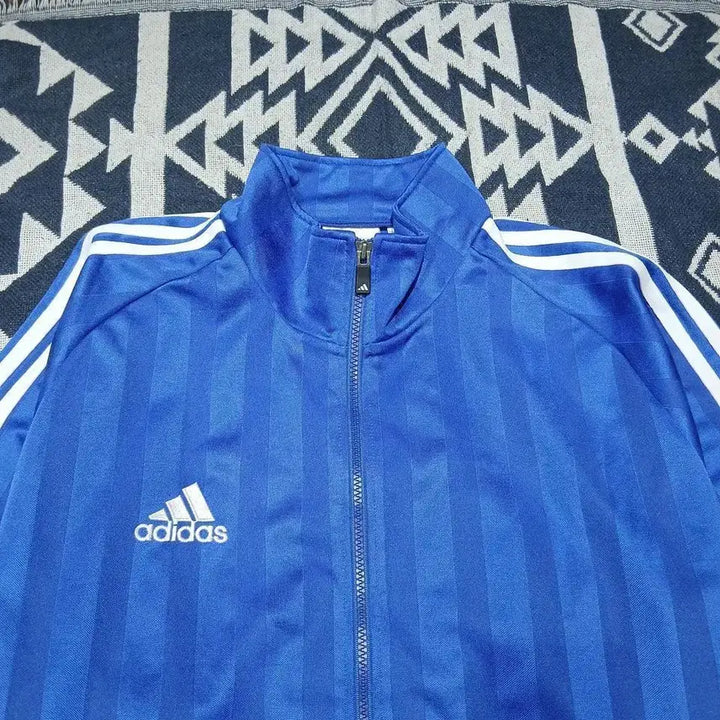 [BUNJANG] Adidas 00s Blue White Striped Pattern Raglan Shirt / 나이키 화이트 네이비 네온오렌지 배색 스우시 로고 라이닝 레글런 루즈핏