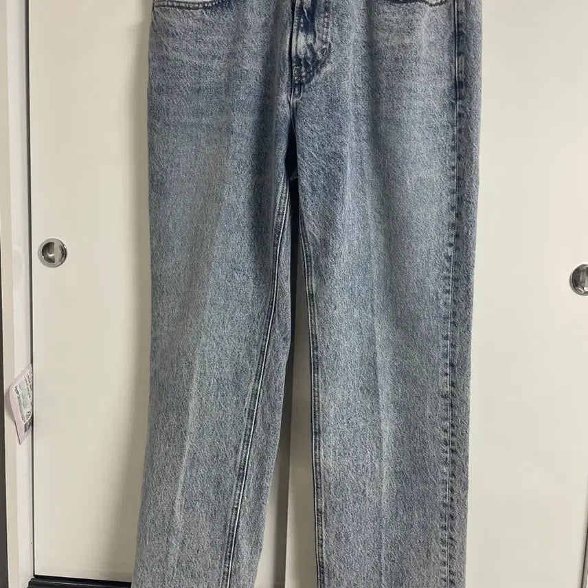 [BUNJANG] 타임옴므 워시드 연청 데님(24SS) / 타임옴므 워시드 연청 데님(24SS)