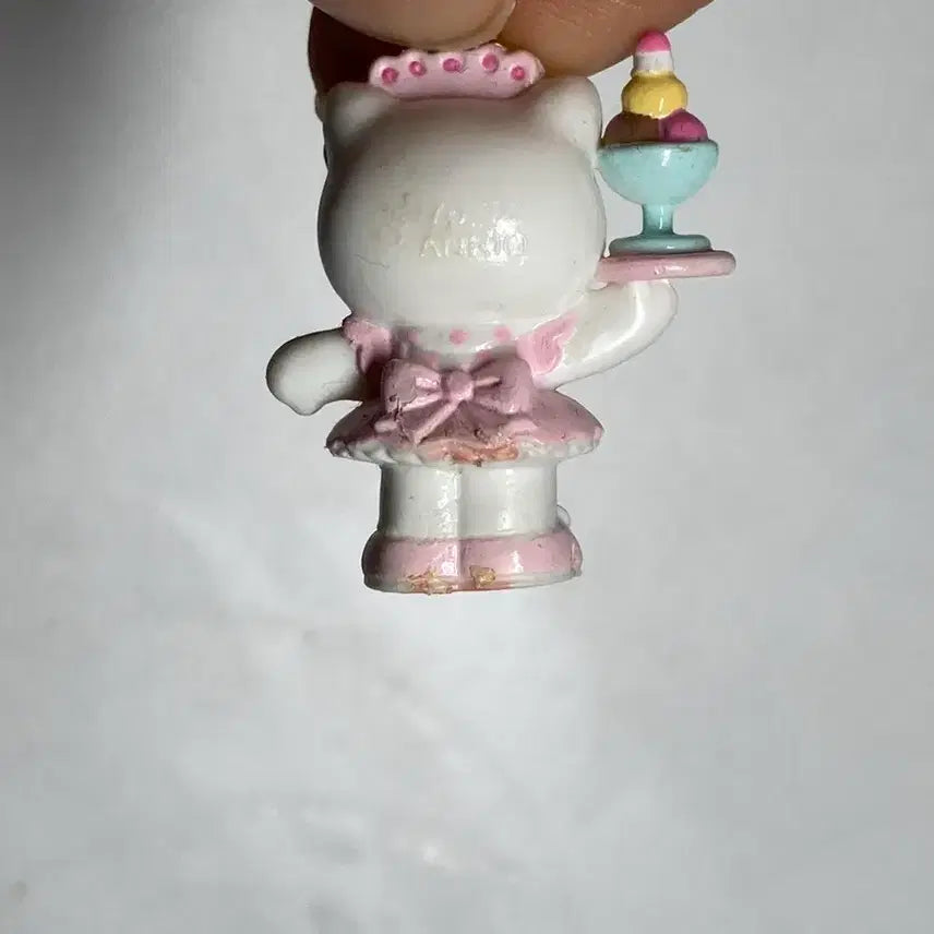 [SOLD OUT] (이번주까지만)웨이트리스 키티스트랩