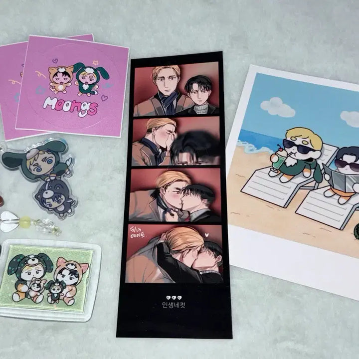 [BUNJANG] Attack on Titan Levi/Erwin Bundle Set / 진격의거인 리바이/엘빈 굿즈 일괄