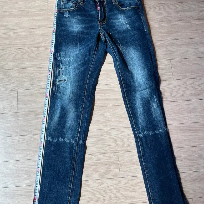[SOLD OUT] 디스퀘어드2 데미지 워싱 청바지 29