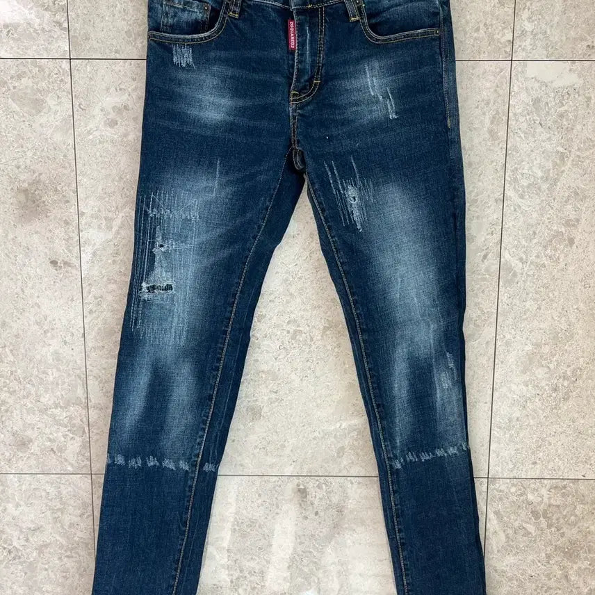 [SOLD OUT] 디스퀘어드2 데미지 워싱 청바지 29