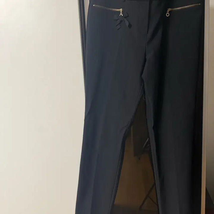[BUNJANG] Reneyvon Slim Fit Slacks / 레니본 슬렉스