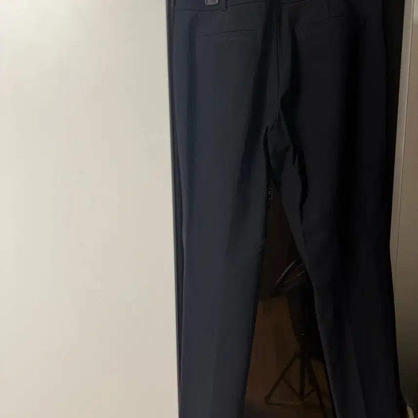 [BUNJANG] Reneyvon Slim Fit Slacks / 레니본 슬렉스
