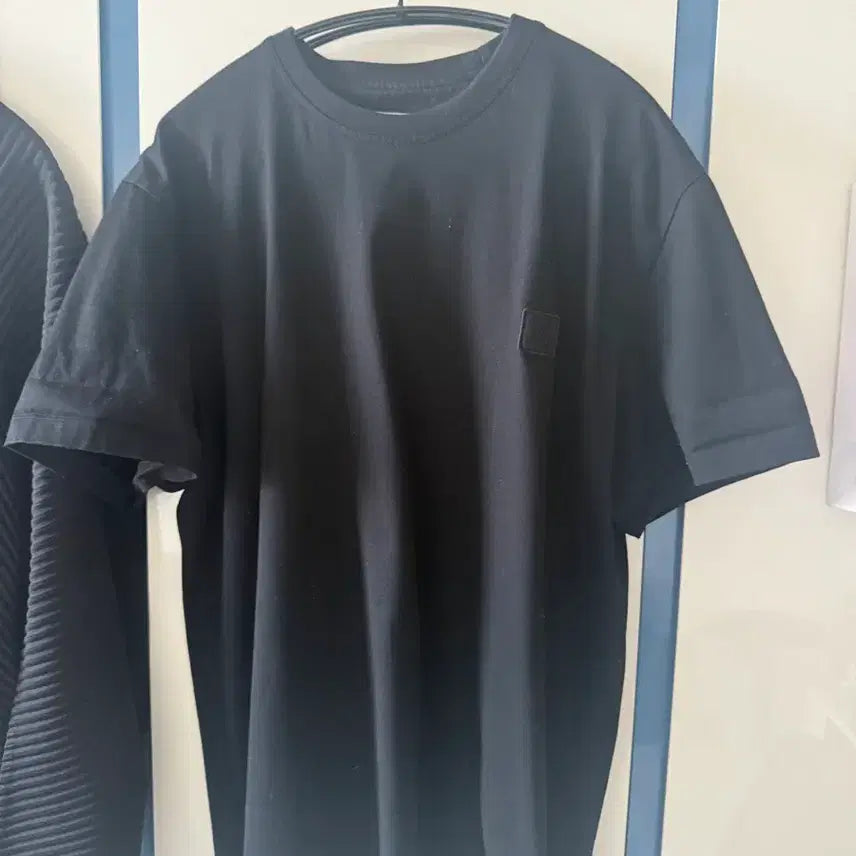 [SOLD OUT] {48} 우영미 플라워 반팔 (새상품급)