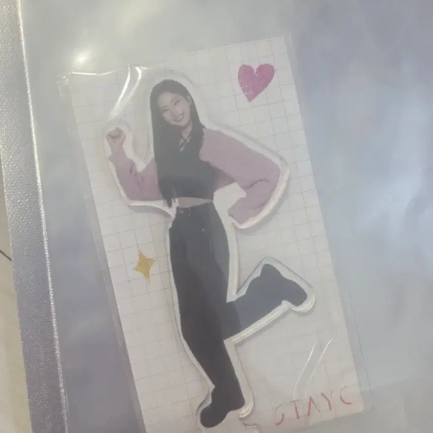 [BUNJANG] STAYC Isa Acrylic Stand / 스테이씨 아이사 아크릴스탠드