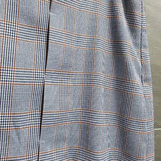 [BUNJANG] JUCY JUDY Checkered Asymmetrical Skirt / JUCY JUDY쥬시쥬디, 체크 패턴 언발란스 훌스커트 28