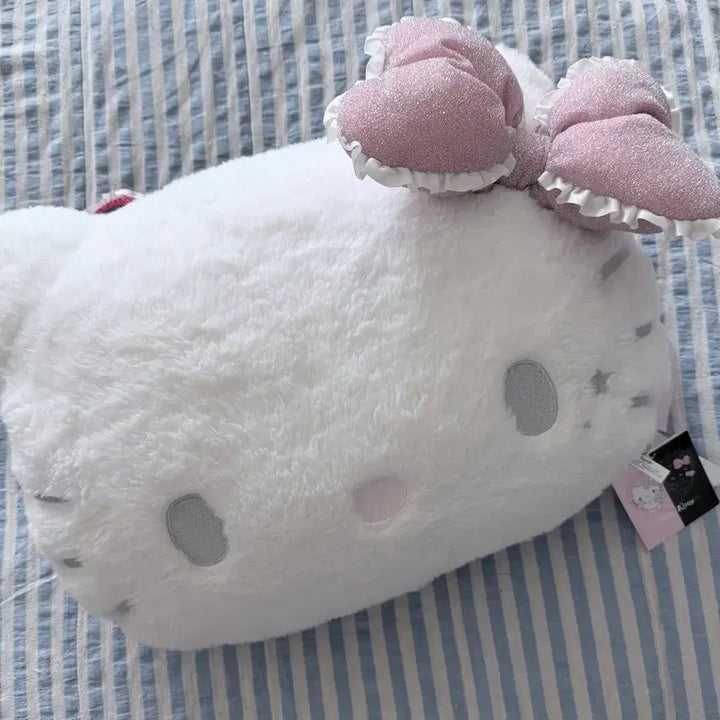 [BUNJANG] Sanrio Angel/Devil Double-Sided Cushion / 산리오 천사악마 양면쿠션 천사쿠션