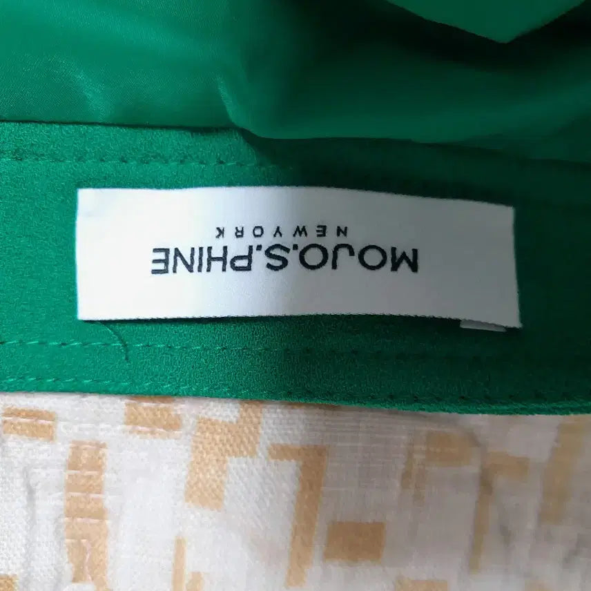 [BUNJANG] Mojo.S.F Green Pleated Skirt Size 66 / [모조에스핀] 초록색 플리츠 스커트 66