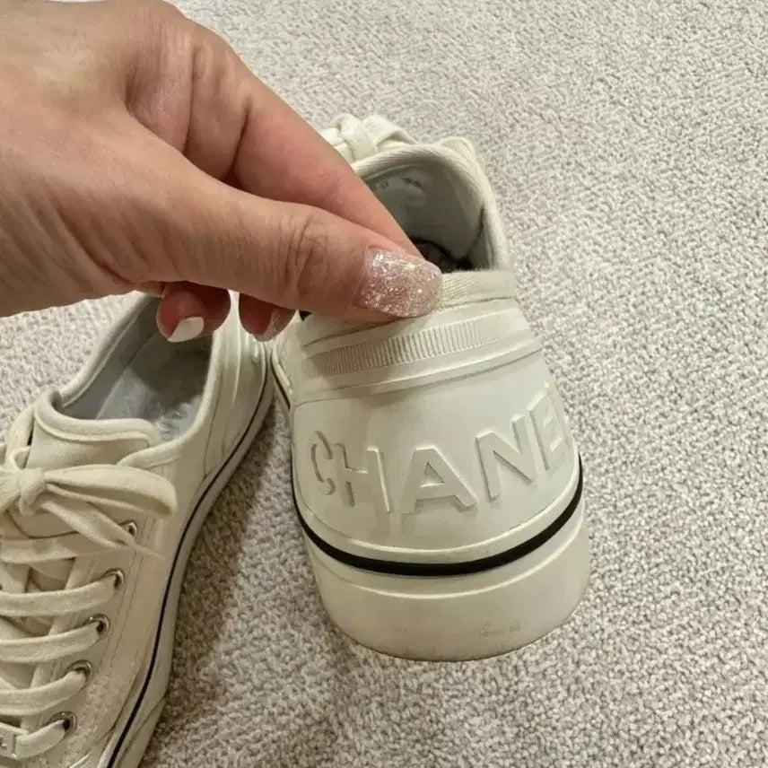 [BUNJANG] Chanel Canvas Sneakers Ivory / 샤넬 캔버스 스니커즈 아이보리