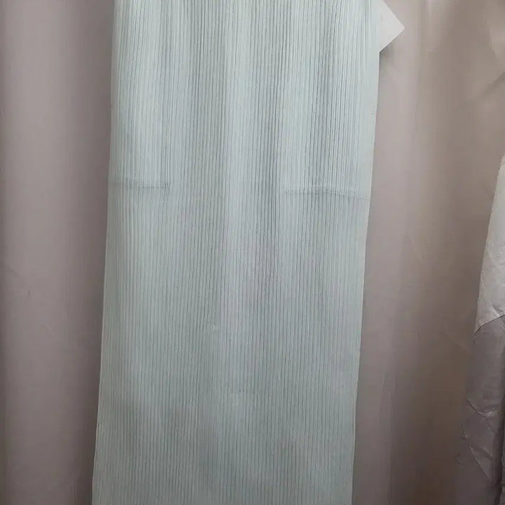 [SOLD OUT] 이세이미야케 해칭 스커트 민트 1사이즈 판매해요
