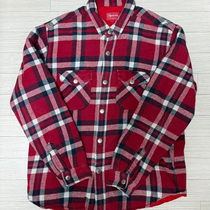 [BUNJANG] Supreme 17FW Quilted Arc Logo Flannel Shirt Red / [L] 슈프림 17FW 퀄티드 아크로고 플란넬 셔츠 레드