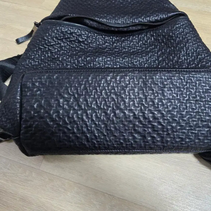 [BUNJANG] Black Faux Leather Backpack / 인조가죽 백팩가방