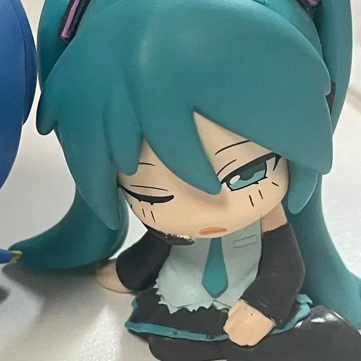 [BUNJANG] Vocaloid KAITO &amp; Hatsune Miku Figure Set / 보컬로이드 카이토 KAITO 하츠네미쿠 피규어 가챠
