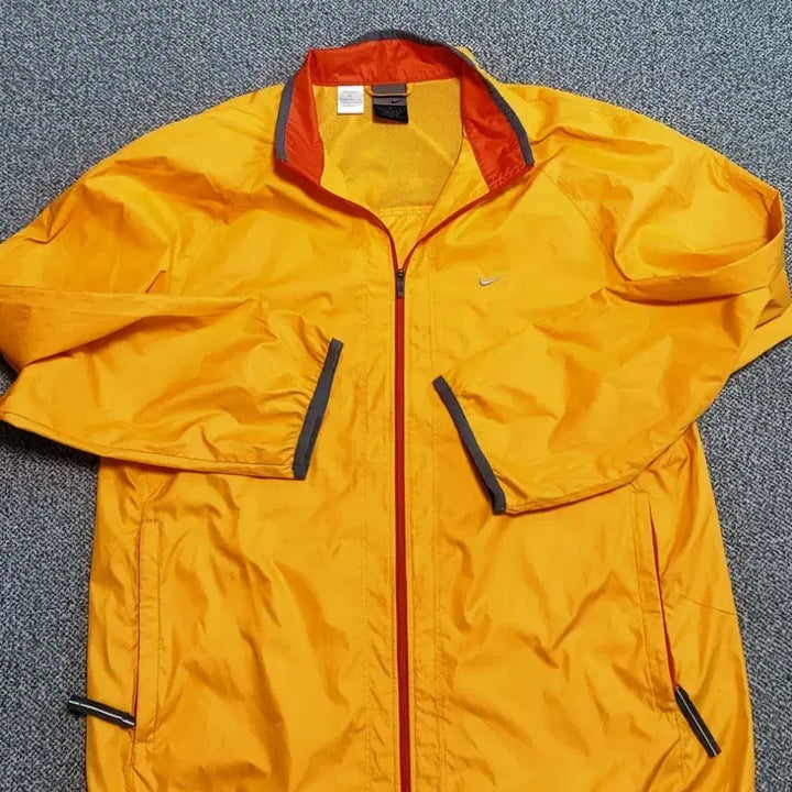 [BUNJANG] Nike Clima-Fit Running Windbreaker Jacket Size 90 (US) / 나이키 러닝 클리마 핏  바람막이  90 아메리칸 사이즈