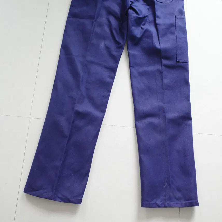 [SOLD OUT] 70-80s 프랑스 메이드 데드스탁 카펜터 워크팬츠 32