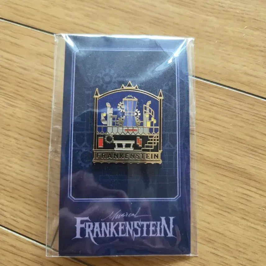 [SOLD OUT] 뮤지컬 프랑켄슈타인 뱃지