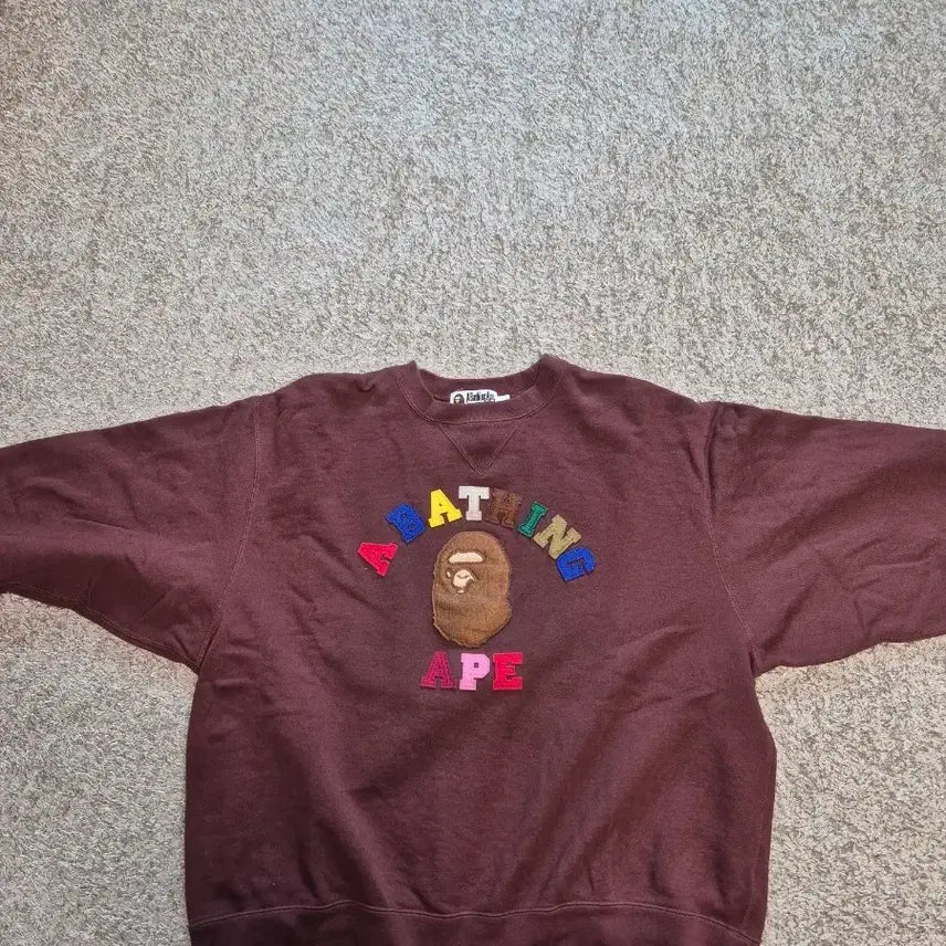 [BUNJANG] A BATHING APE Color Logo Sweatshirt / A BATHING APE 컬러 로고 맨투맨