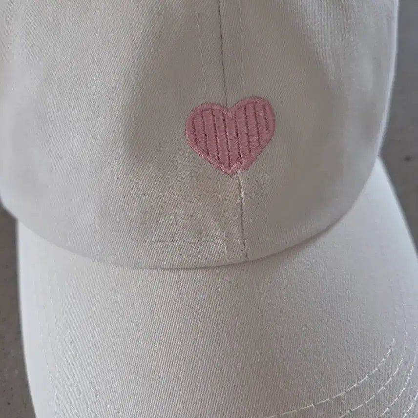 [BUNJANG] Ivory Colorblock Baseball Cap / 아이보리 캡모자