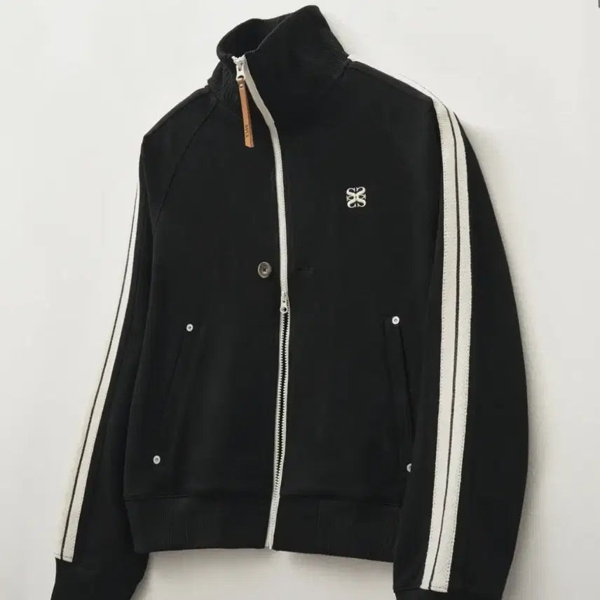 [SOLD OUT] 세터 로턴 트랙 집업 자켓 블랙 m 판매합니다