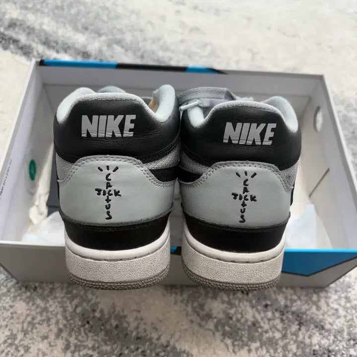 [BUNJANG] Travis Scott x Nike Air Max 270 "Cactus Jack" / 트래비스 스캇 맥어택 270