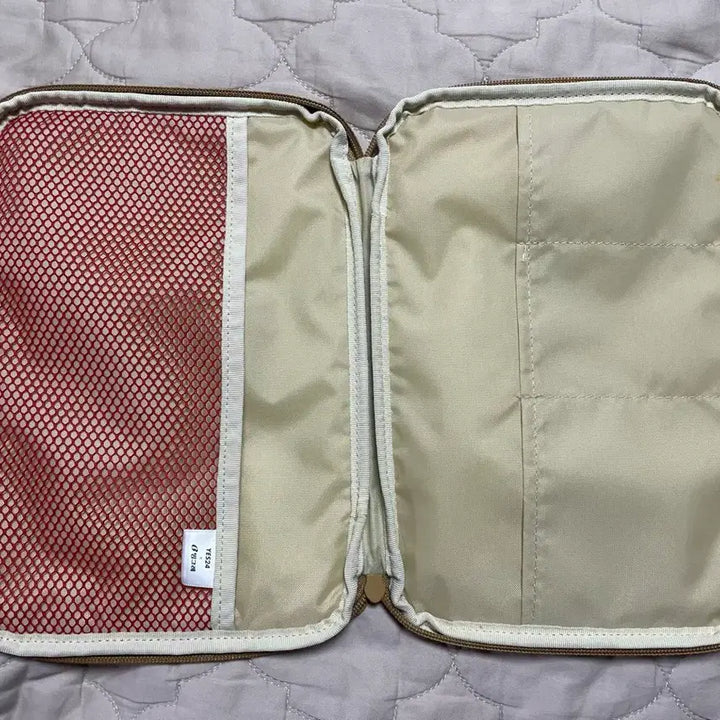 [SOLD OUT] 예스24 떡붕어싸만코 파우치