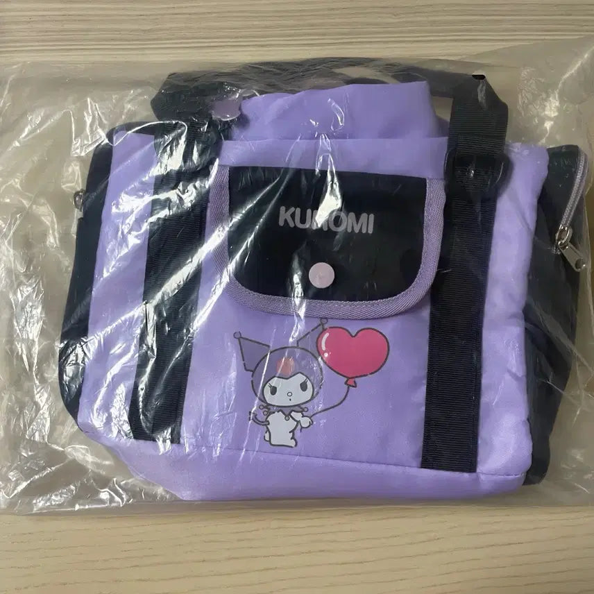 [BUNJANG] Kuromi Crossbody Tote Bag / 쿠로미 가방 크로스백 토트백 겸용 미개봉 새제품