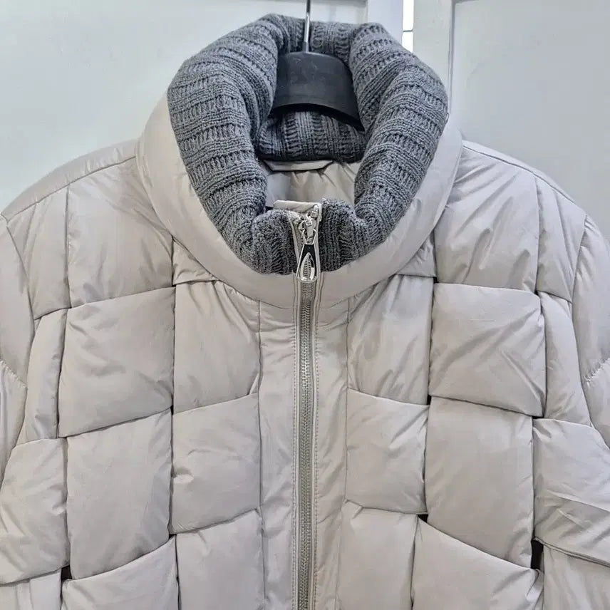 [BUNJANG] Marie Claire Intrecciato Duck Down Padded Jacket / 마리끌레르 인트레치아토 덕다운 패딩