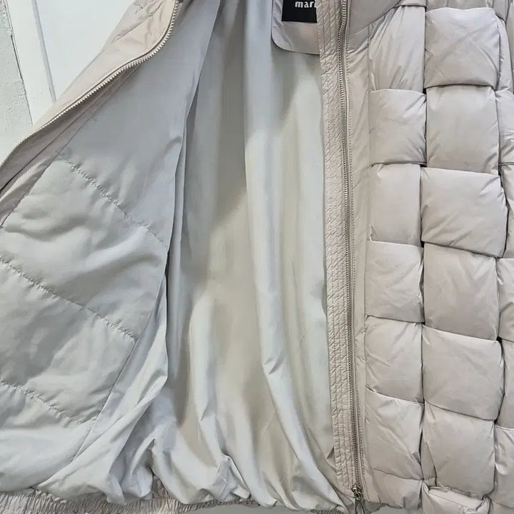 [BUNJANG] Marie Claire Intrecciato Duck Down Padded Jacket / 마리끌레르 인트레치아토 덕다운 패딩