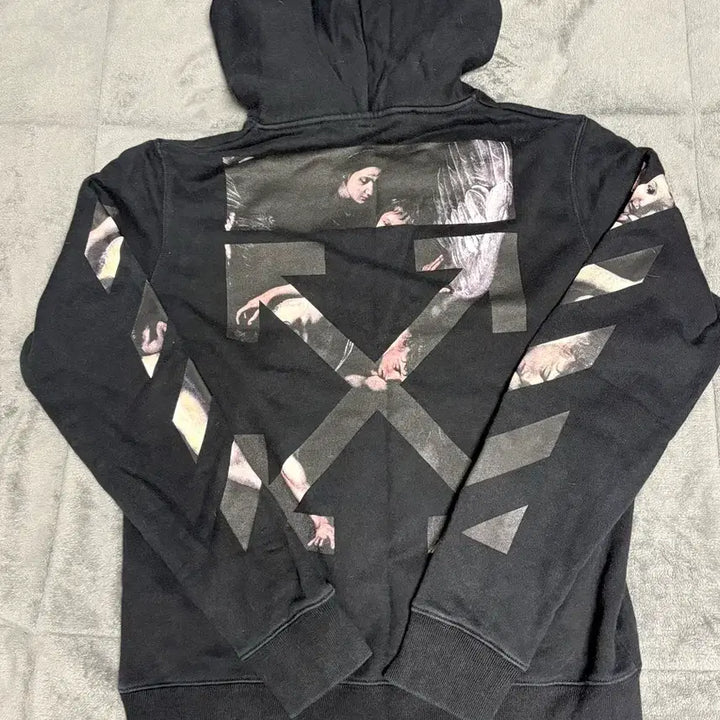 [BUNJANG] Off-White Caravaggio Hoodie / 오프화이트 카라바도 후드티
