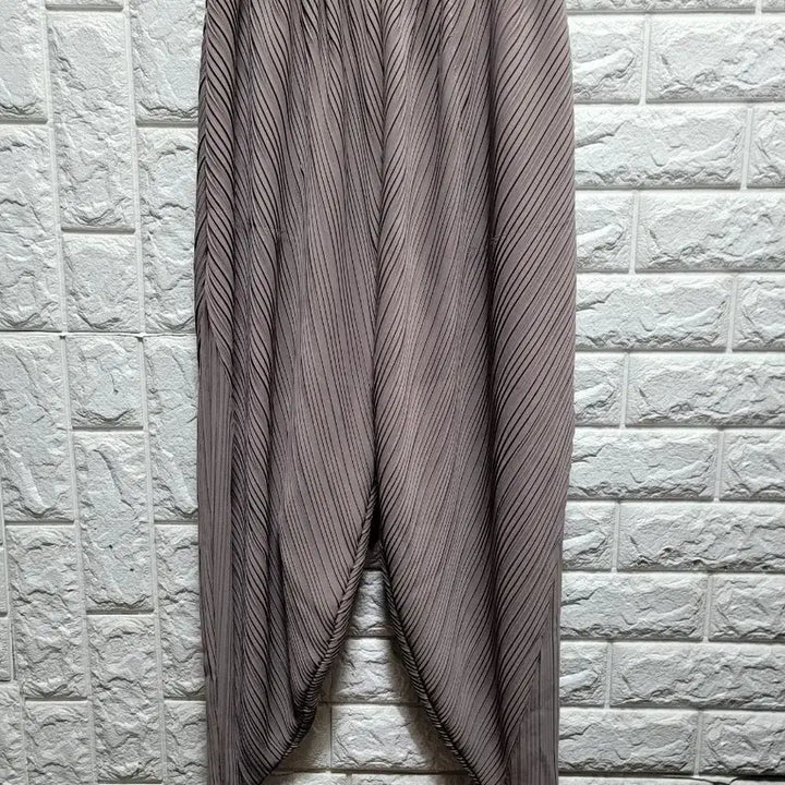 [SOLD OUT] 플리츠미 플리츠 주름 배기 바지