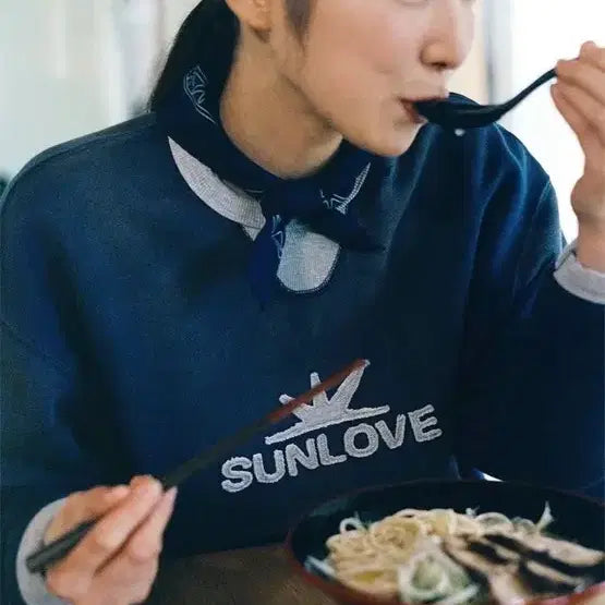 [BUNJANG] Sunlove Tokyo Limited Edition Gray/Navy Sweatshirt / 썬러브 도쿄 맨투맨