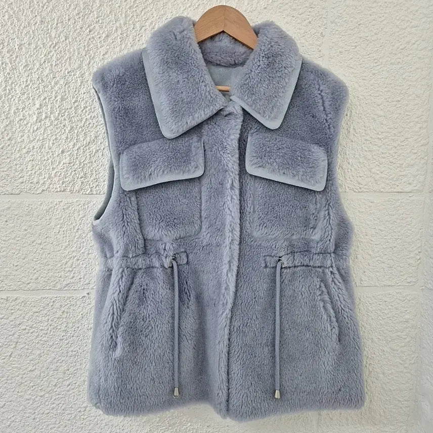 [BUNJANG] Lapiaf Wool Vest with Waist String / 라삐아프 양모 베스트 조끼 허리스트링
