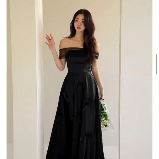 [BUNJANG] Black Long Dress with Ribbon Detail / 웨딩촬영용 블랙드레스