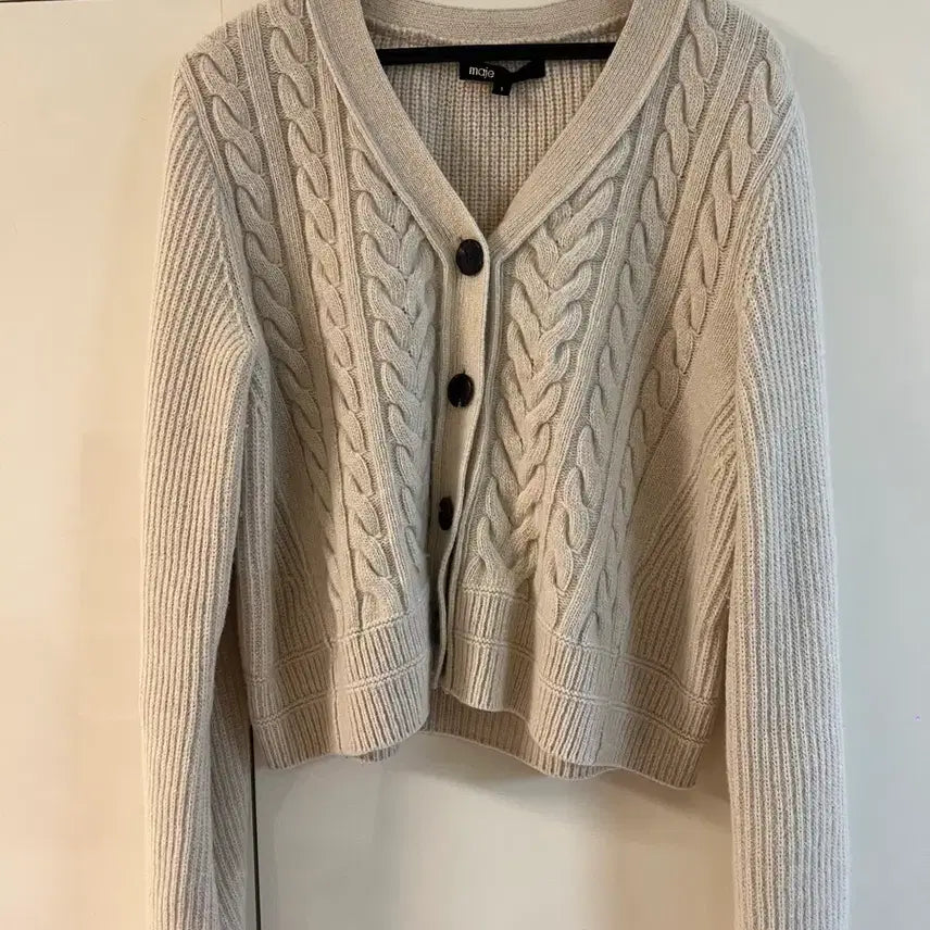 [BUNJANG] Maje Cashmere Cardigan / 마쥬 캐시울 가디건