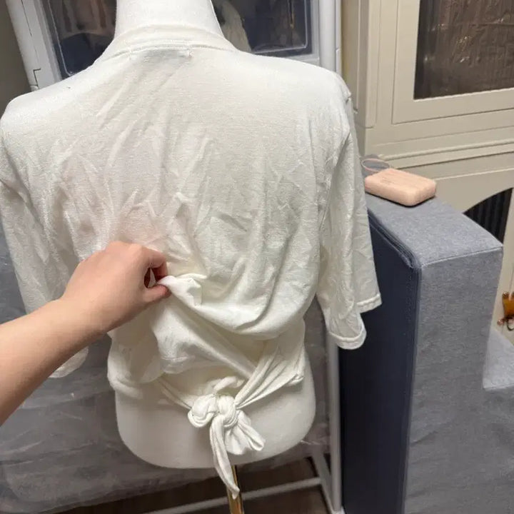 [BUNJANG] Ivory Waist Tie Short Sleeve T-shirt / 아이보리 허리끈 반팔티