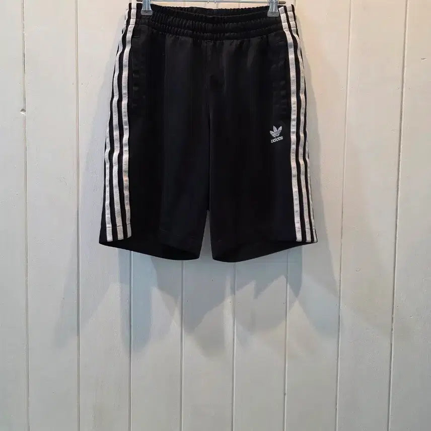 [SOLD OUT] 아디다스 츄리닝 반바지 (오리지널)